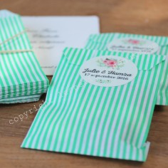 Le mini sachet rayé vert et blanc