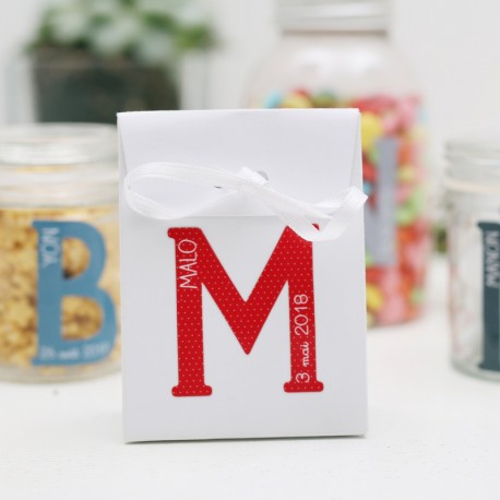 Le sticker monogramme personnalisé