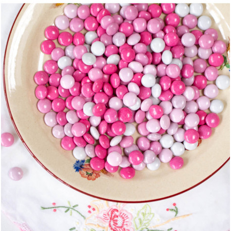 Les mini pastilles chocolat, sachet de 500g [mélange rose]