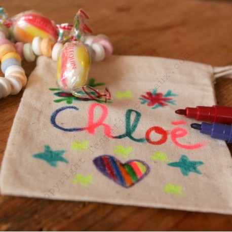 Petit sac à bonbons à colorier 